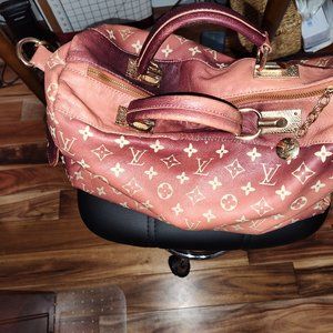 GENUINE LEATHER Louis Vuitton Shoulder OMBRE colored bag.